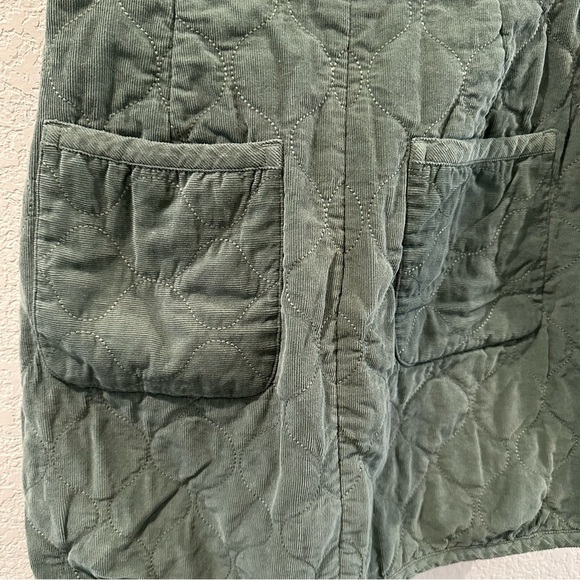 Madewell Corduroy Quilted Mini Skirt in simply sage green - Picture 8 of 9